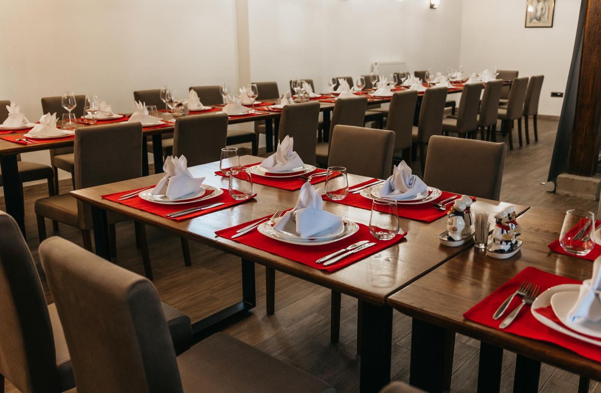 Hotel Pansion Mihica Dvori Babina Greda Esterno foto